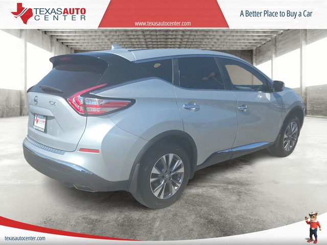 Nissan Murano Vehicle Full-screen Gallery Image 07