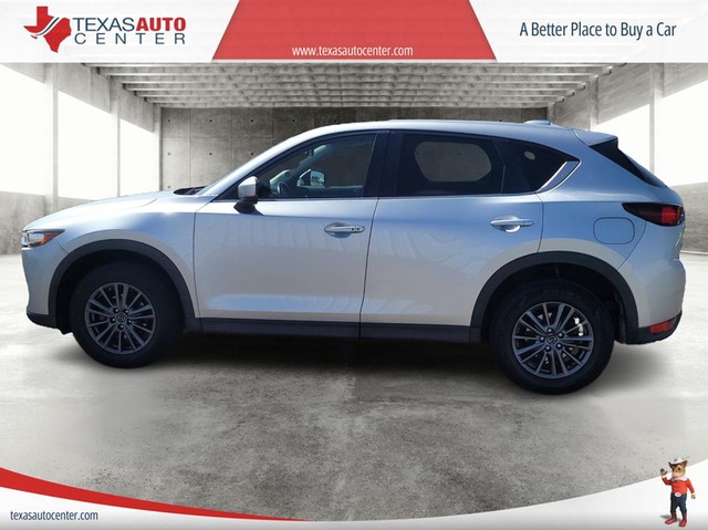 Mazda CX-5 Vehicle Full-screen Gallery Image 05