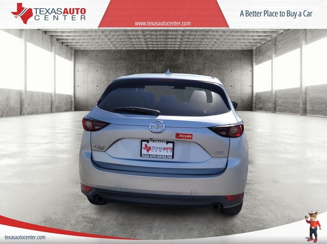 Mazda CX-5 Vehicle Full-screen Gallery Image 06