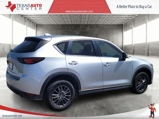 Mazda CX-5 Vehicle Full-screen Gallery Image 07