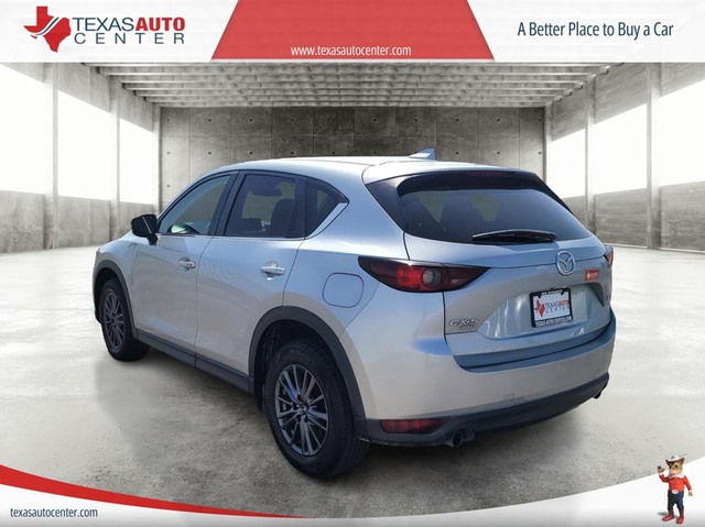 Mazda CX-5 Vehicle Full-screen Gallery Image 08