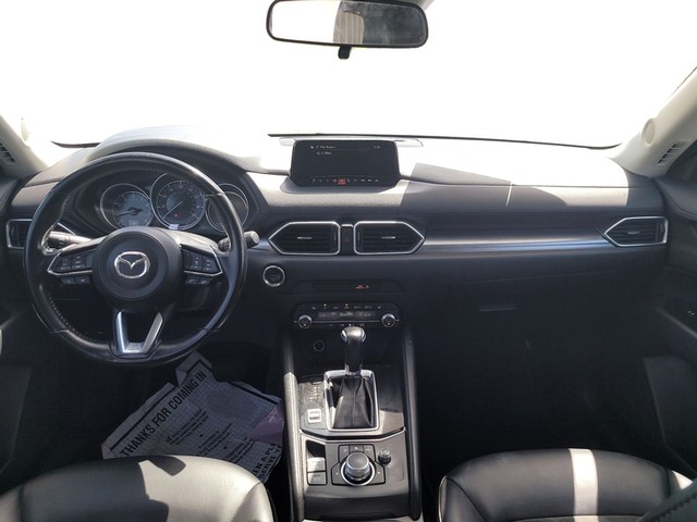 Mazda CX-5 Vehicle Full-screen Gallery Image 17