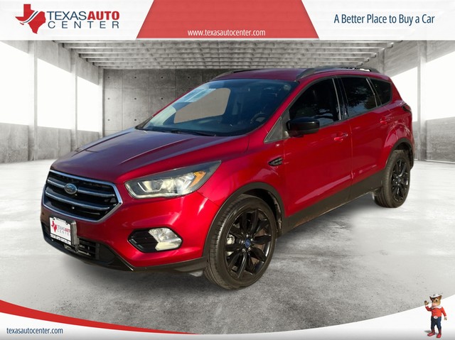 Ford Escape Vehicle Full-screen Gallery Image 02