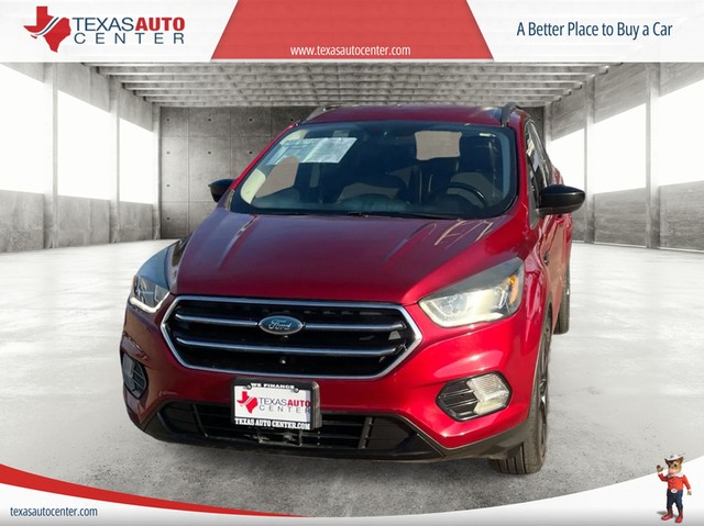 Ford Escape Vehicle Full-screen Gallery Image 03