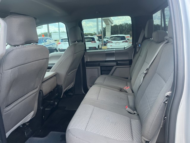 Ford F-150 Vehicle Full-screen Gallery Image 09