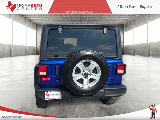 Jeep Wrangler Unlimited Vehicle Full-screen Gallery Image 06