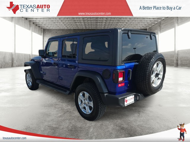 Jeep Wrangler Unlimited Vehicle Full-screen Gallery Image 08