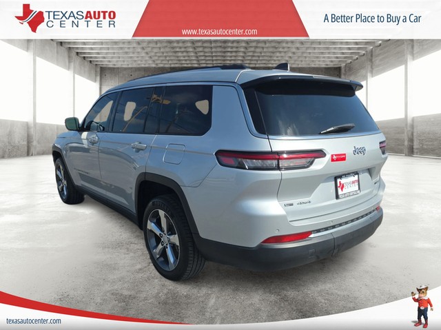 Jeep Grand Cherokee L Vehicle Full-screen Gallery Image 08
