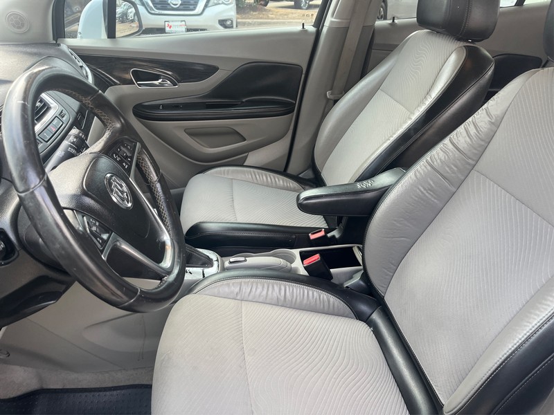 Buick Encore Vehicle Full-screen Gallery Image 9