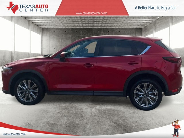 Mazda CX-5 Vehicle Full-screen Gallery Image 05
