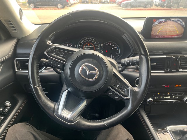 Mazda CX-5 Vehicle Full-screen Gallery Image 14