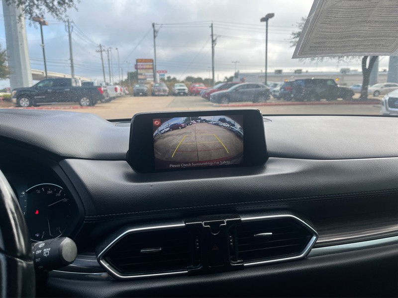 Mazda CX-5 Vehicle Full-screen Gallery Image 18