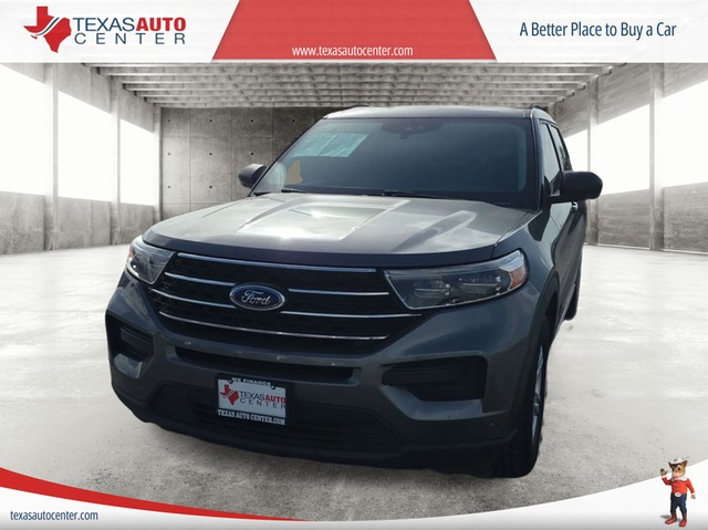 Ford Explorer Vehicle Full-screen Gallery Image 03