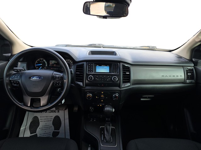 Ford Ranger Vehicle Full-screen Gallery Image 15