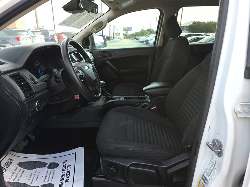 Ford Ranger Vehicle Full-screen Gallery Image 9
