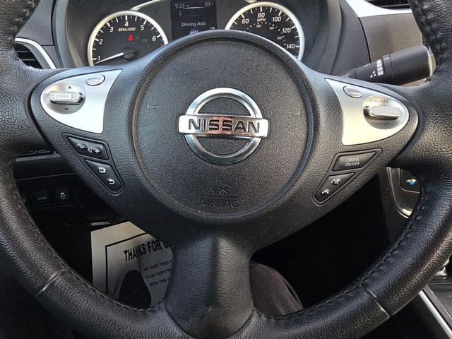 Nissan Sentra Vehicle Full-screen Gallery Image 13