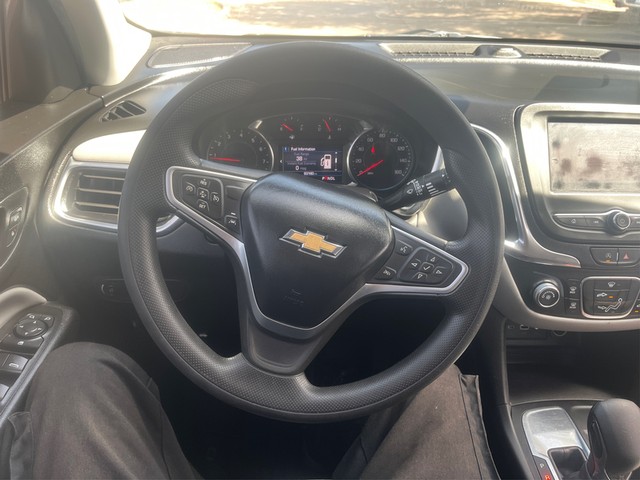 Chevrolet Equinox Vehicle Full-screen Gallery Image 14