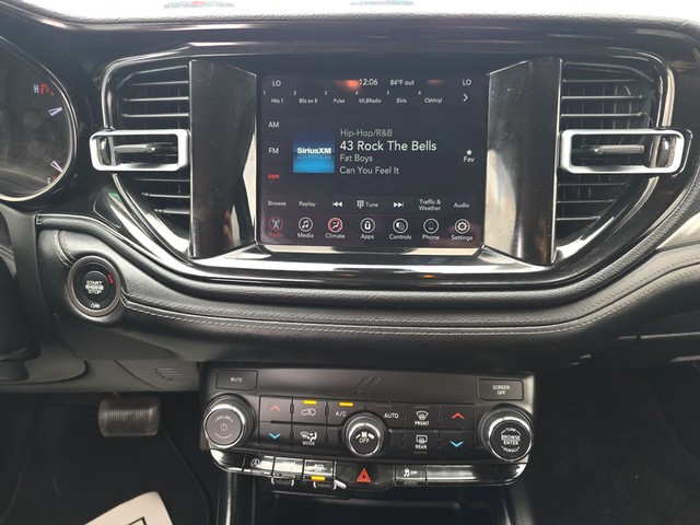 Dodge Durango Vehicle Full-screen Gallery Image 09