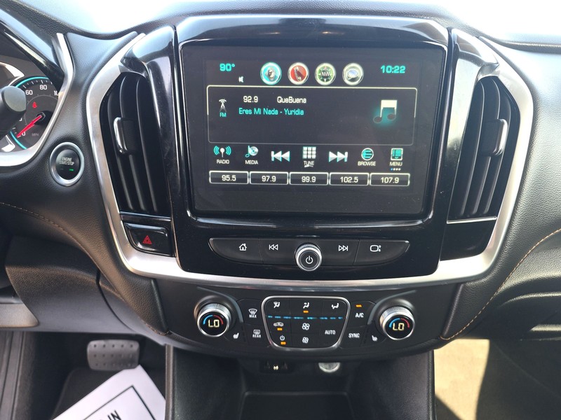 Chevrolet Traverse Vehicle Full-screen Gallery Image 4