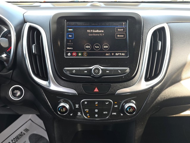 Chevrolet Equinox Vehicle Full-screen Gallery Image 12