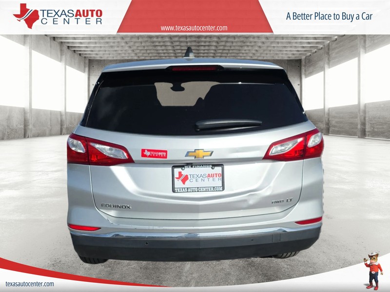 Chevrolet Equinox Vehicle Full-screen Gallery Image 6