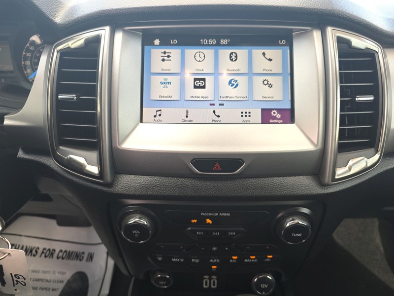 Ford Ranger Vehicle Full-screen Gallery Image 11