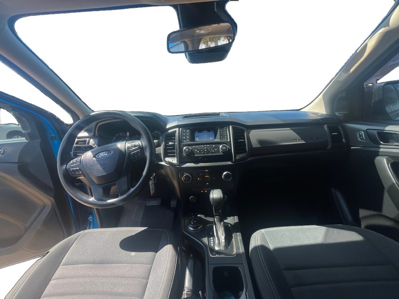 Honda Civic Hatchback Vehicle Full-screen Gallery Image 15