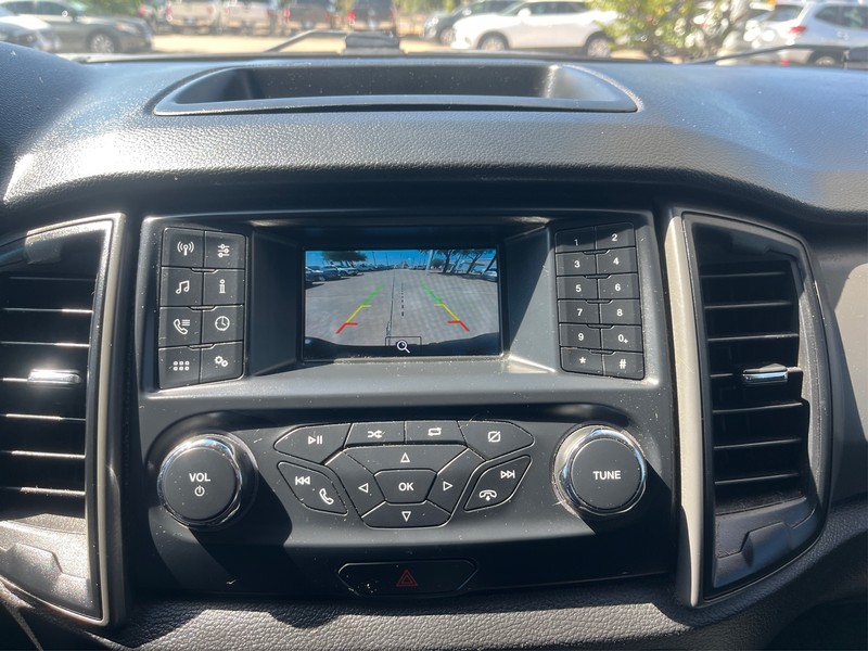 Honda Civic Hatchback Vehicle Full-screen Gallery Image 18