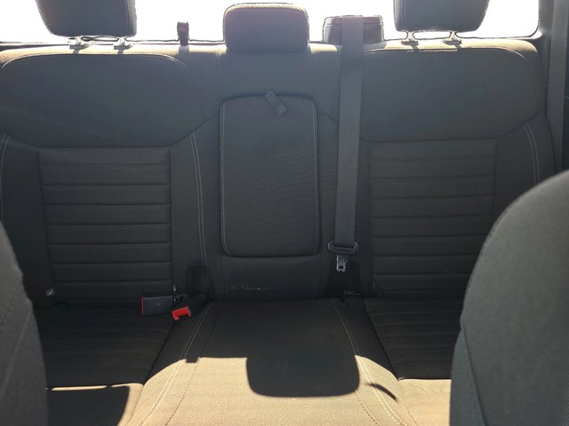 Ford Ranger Vehicle Full-screen Gallery Image 12