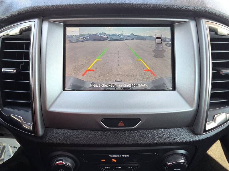 Ford Ranger Vehicle Full-screen Gallery Image 16