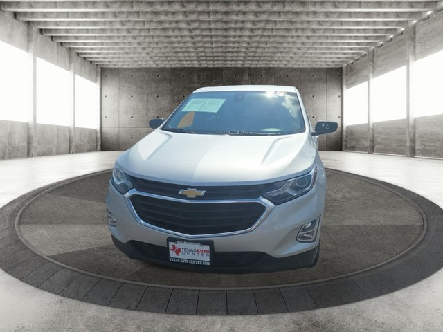 Chevrolet Equinox Vehicle Full-screen Gallery Image 03