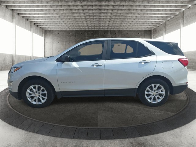 Chevrolet Equinox Vehicle Full-screen Gallery Image 05
