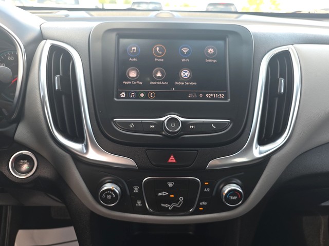 Chevrolet Equinox Vehicle Full-screen Gallery Image 12