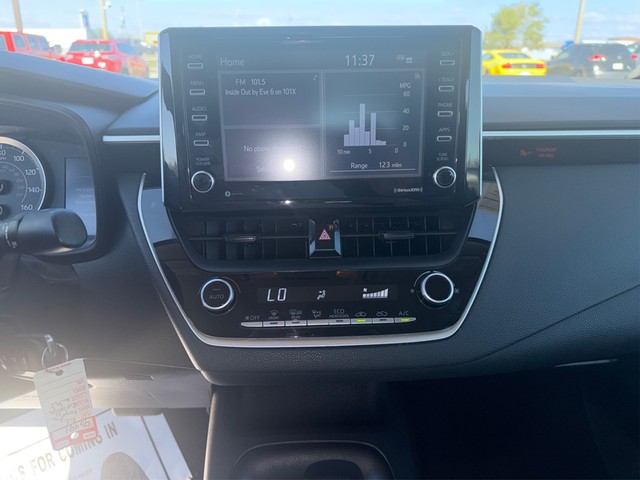 Toyota Corolla Vehicle Full-screen Gallery Image 12