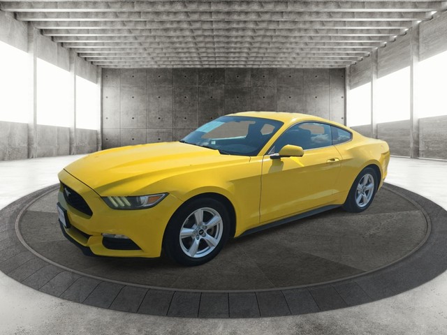 Ford Mustang Vehicle Full-screen Gallery Image 02
