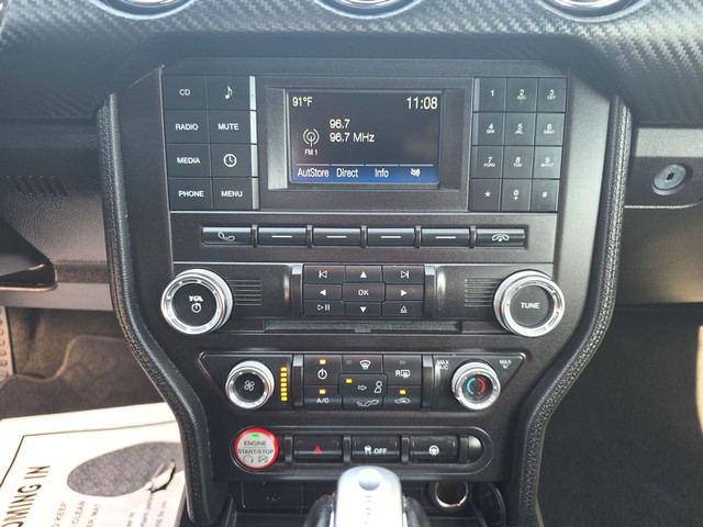 Ford Mustang Vehicle Full-screen Gallery Image 10