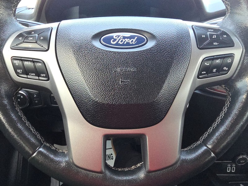Ford Ranger Vehicle Full-screen Gallery Image 13