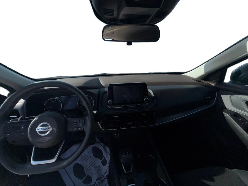 Nissan Rogue Vehicle Full-screen Gallery Image 16