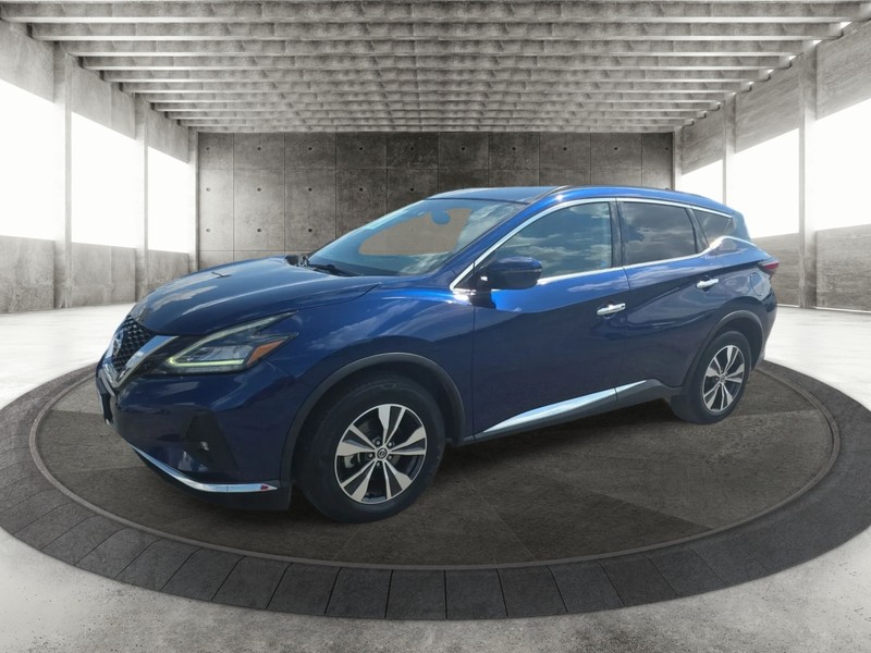 Nissan Murano Vehicle Full-screen Gallery Image 2