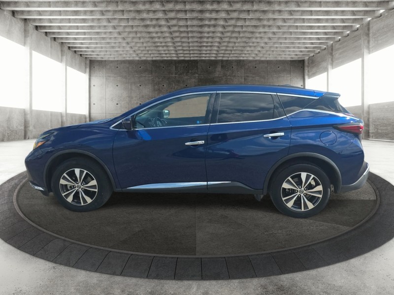 Nissan Murano Vehicle Full-screen Gallery Image 5