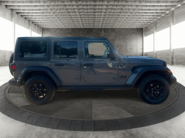 Jeep Wrangler Unlimited Vehicle Full-screen Gallery Image 04