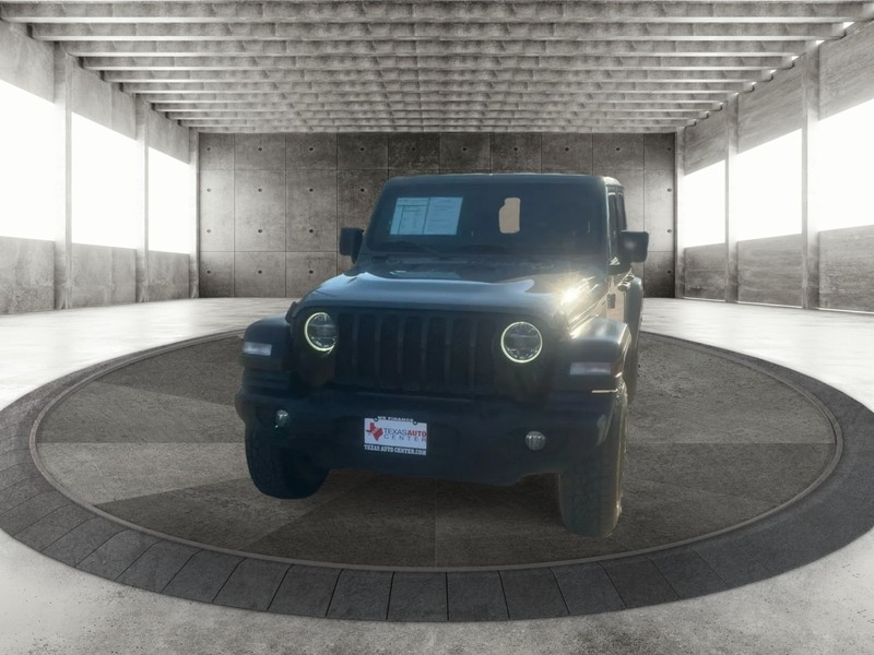 Jeep Wrangler Unlimited Vehicle Full-screen Gallery Image 3
