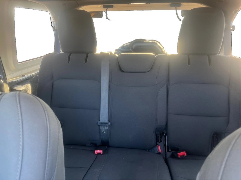Jeep Wrangler Unlimited Vehicle Full-screen Gallery Image 13