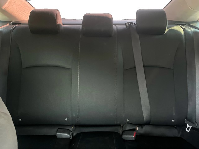 Honda Civic Sedan Vehicle Full-screen Gallery Image 13