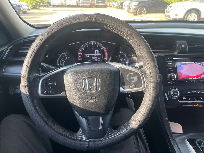 Honda Civic Vehicle Full-screen Gallery Image 14
