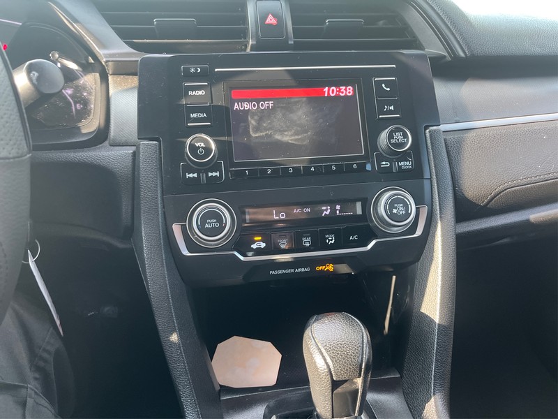 Honda Civic Vehicle Full-screen Gallery Image 17