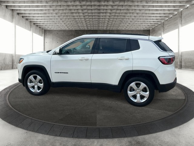 Jeep Compass Vehicle Full-screen Gallery Image 05