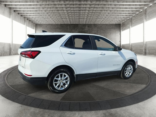Chevrolet Equinox Vehicle Full-screen Gallery Image 07