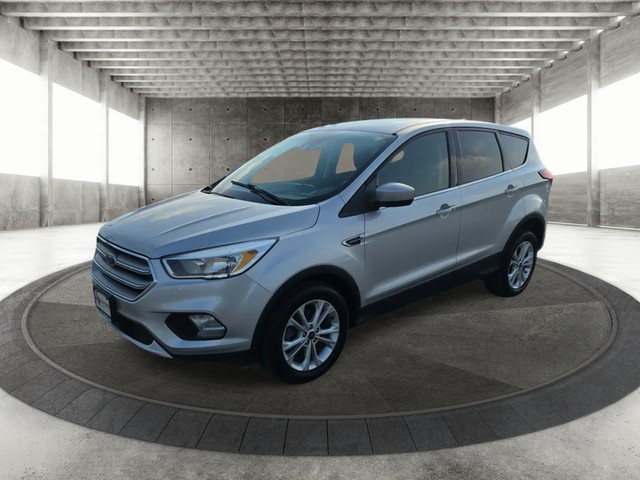 Ford Escape Vehicle Full-screen Gallery Image 02