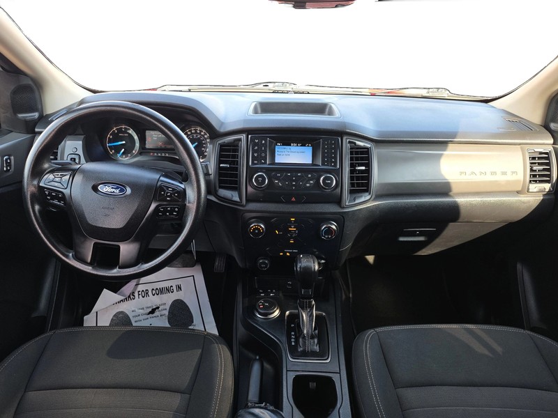Ford Ranger Vehicle Full-screen Gallery Image 15